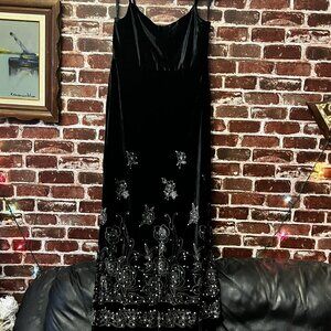 Lori Weidner Black Velvet Maxi Dress - Floral Embroidery - Size 12